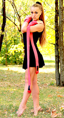 Ukraine bride  Viktoriya 30 y.o. from Stakhanov, ID 93640